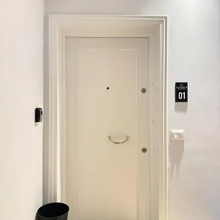 Διαμέρισμα Cloud9 Bllok Area Τίρανα
