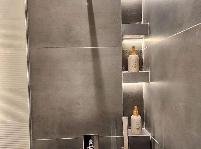 Cloud9 Bllok Area * Tirana