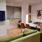 Cloud9 Bllok Area Apartment *