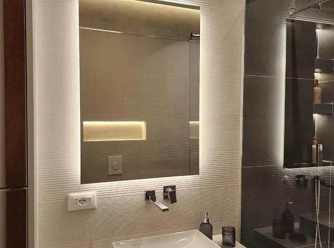 Cloud9 Apartments Bllok Area Apartment