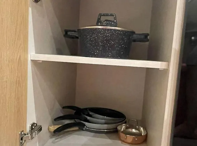 Apartment Cloud9 Apartments Bllok Area *