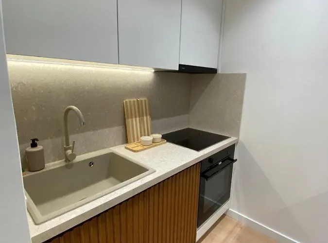 Cloud9 Apartments Bllok Area Apartment