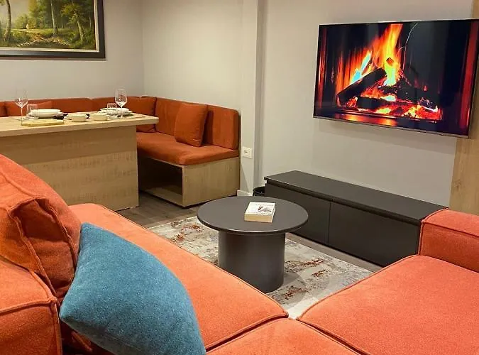 Cloud9 Bllok Area Apartment *