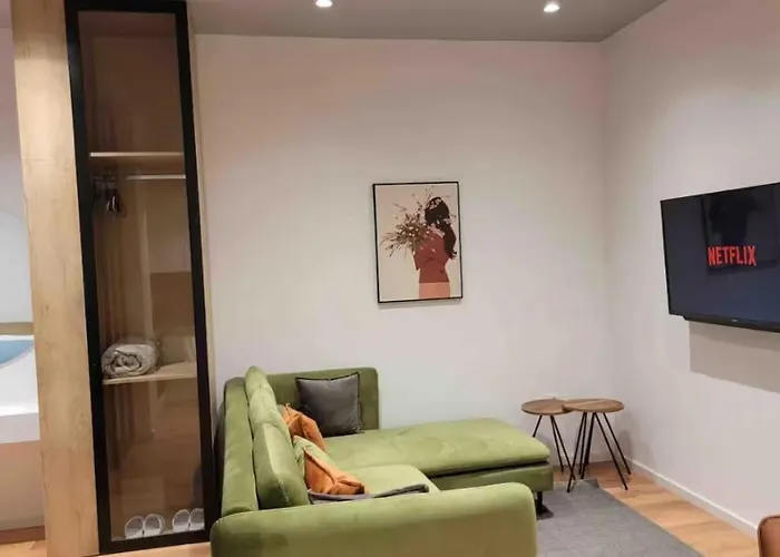 Cloud9 Bllok Area טיראנה