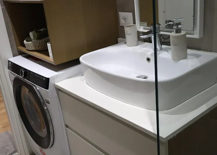 Cloud9 Bllok Area * Tirana