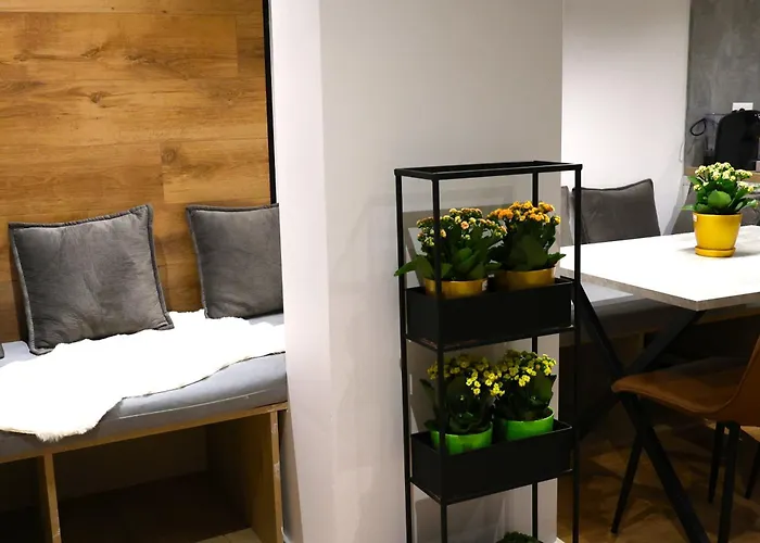 Cloud9 Bllok Area * טיראנה